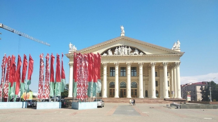 В Белоруссии предложили запретить президенту издавать декреты, имеющие силу закона 