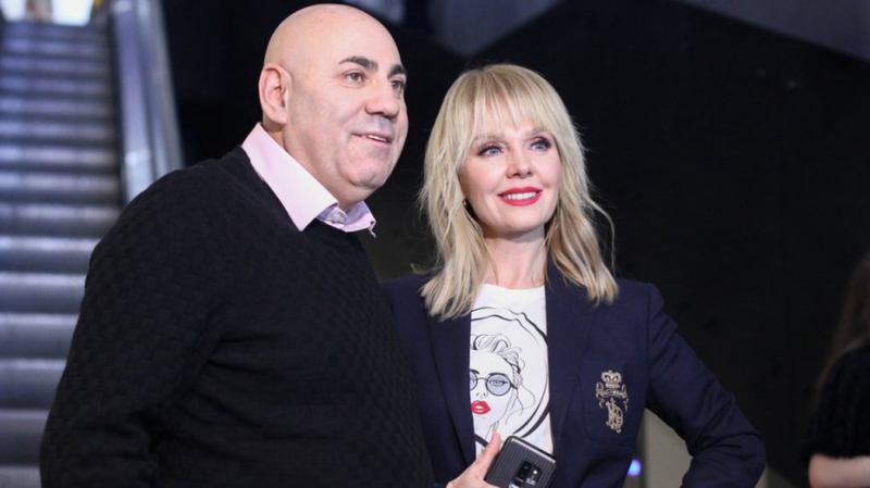 Валерия заинтриговала зрителей снимками с финала шоу &laquo;Маска&raquo;