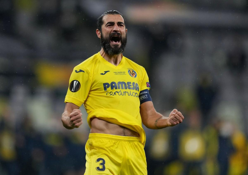 Вильярреал - победитель Лиги Европы: яркие фото финала и церемонии награждения