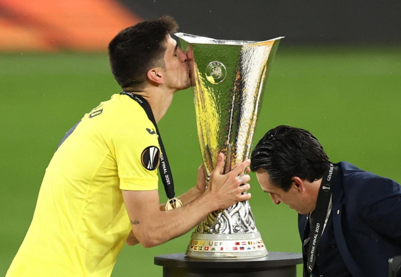 Вильярреал - победитель Лиги Европы: яркие фото финала и церемонии награждения