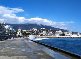 Власти Крыма готовы ответить США на закон о непризнании полуострова