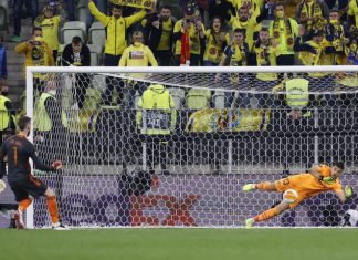 Все решили вратари: Вильярреал в феерической серии пенальти победил МЮ в финале Лиги Европы