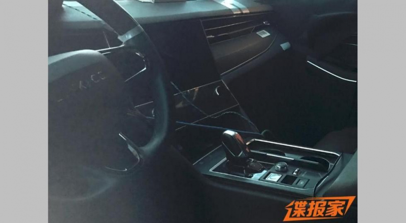 Засвечен салон Lynk & Co 09: без планшета, как у родственного Volvo XC90, но есть свои фишки