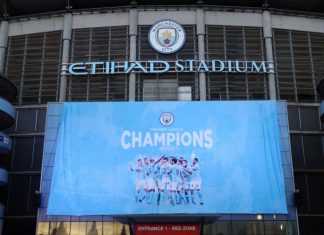Зинченко — чемпион: Манчестер Сити досрочно выиграл Английскую Премьер-лигу