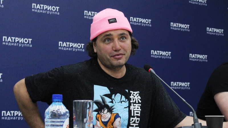 Звезда &laquo;Дома-2&raquo; Рустам Солнцев посмеялся над Петросяном и Брухуновой