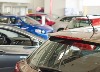 Авито Авто: на вторичном авторынке стали чаще продавать подержанные автомобили в возрасте до года