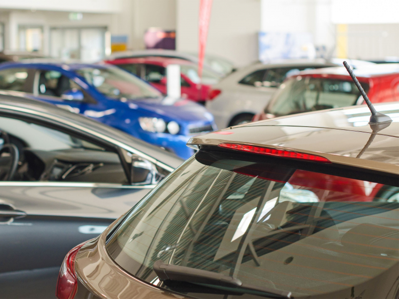 Авито Авто: на вторичном авторынке стали чаще продавать подержанные автомобили в возрасте до года