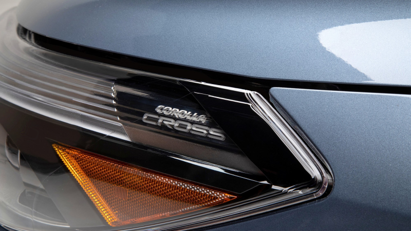 Есть полный привод! Toyota доработала кроссовер Corolla Cross перед дебютом в США