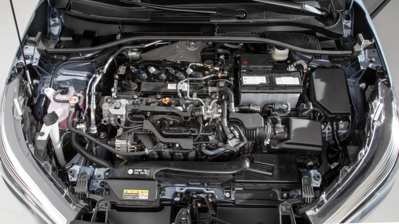 Есть полный привод! Toyota доработала кроссовер Corolla Cross перед дебютом в США