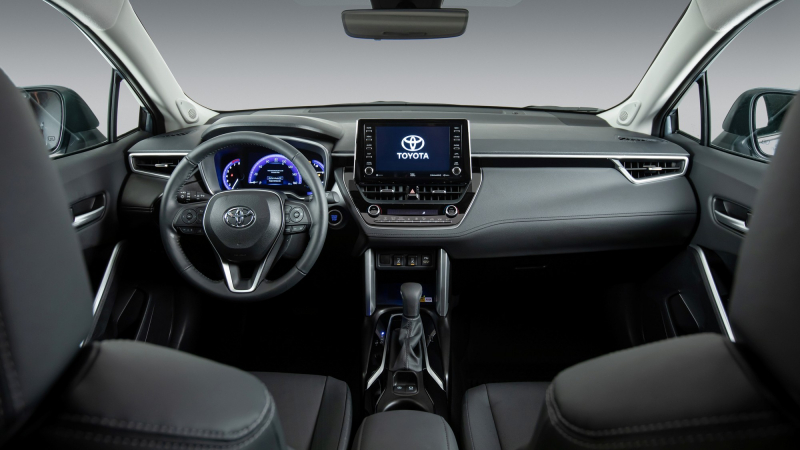 Есть полный привод! Toyota доработала кроссовер Corolla Cross перед дебютом в США