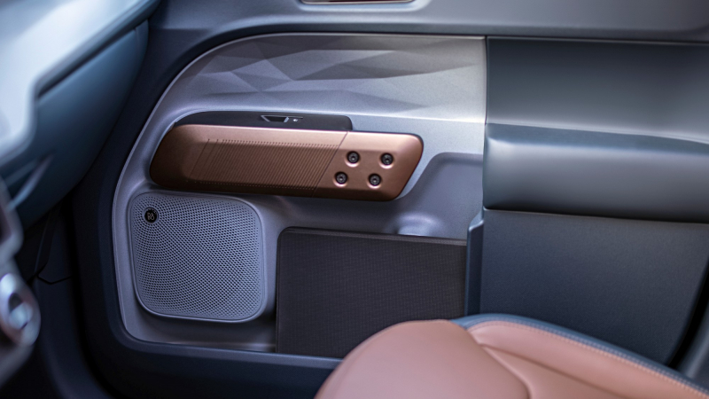 Ford Maverick: легковой гибридный пикап с вариатором, но есть и &laquo;серьёзная&raquo; версия 4x4