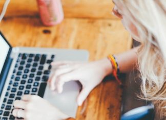 Компания Blizzard начала открытое тестирование кроссплатформенного режима игры Overwatch