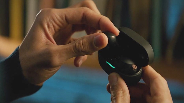 Компания Sony выпустила флагманские наушники WF-1000XM4 