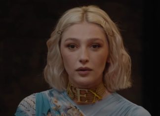 «Недорого»: на «Авито» продают прядь волос Насти Ивлеевой