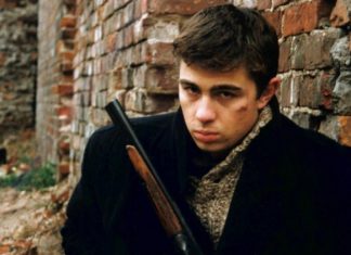 Netflix представил легендарные российские фильмы «Брат» и «Брат-2»