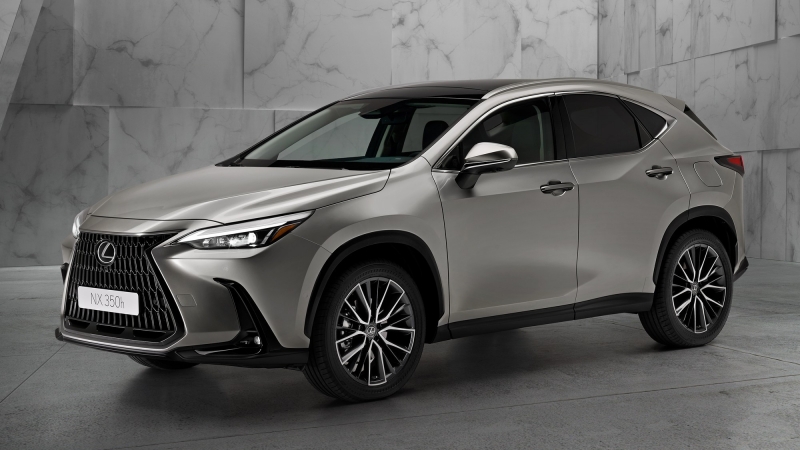 Новый Lexus NX: постоянный полный привод и plug-in гибридная версия