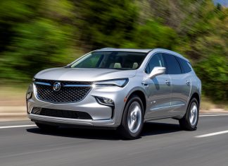 Обновлённый американский Buick Enclave: странный дизайн и более богатое оснащение