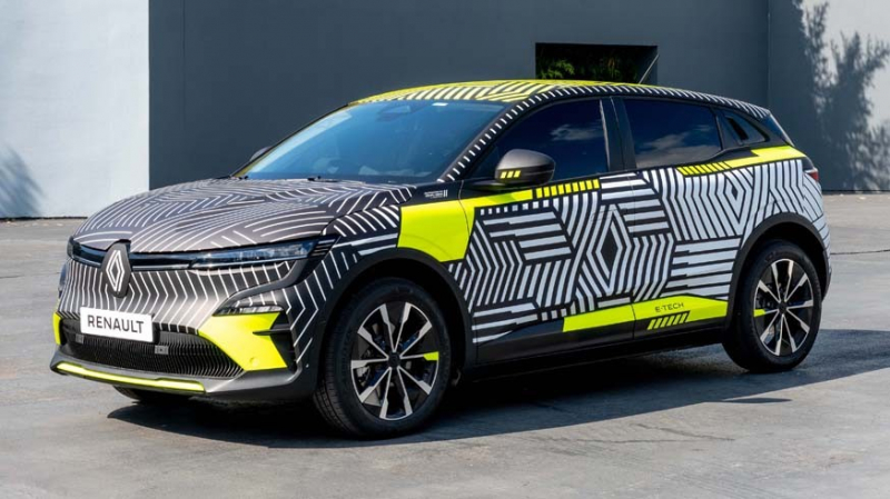 Renault готовит Megane e-Tech к дебюту: появились снимки предсерийного прототипа
