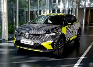 Renault готовит Megane e-Tech к дебюту: появились снимки предсерийного прототипа