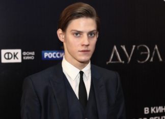 Сын Олега Табакова получил главную роль в комедии «Молодой человек»