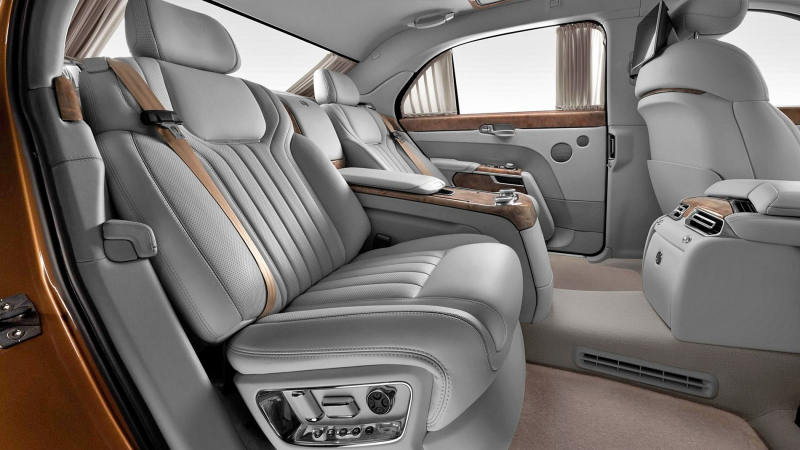 В Елабуге стартовало производство седанов Aurus Senat. SUV Komendant запустят в 2022 году