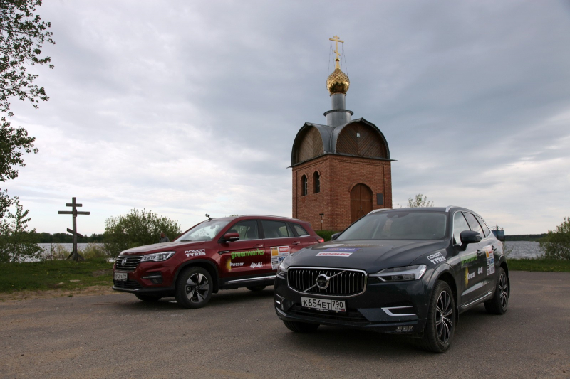 В конце мая в рамках премии «Внедорожник года» состоялся автопробег к Рыбинскому водохранилищу.