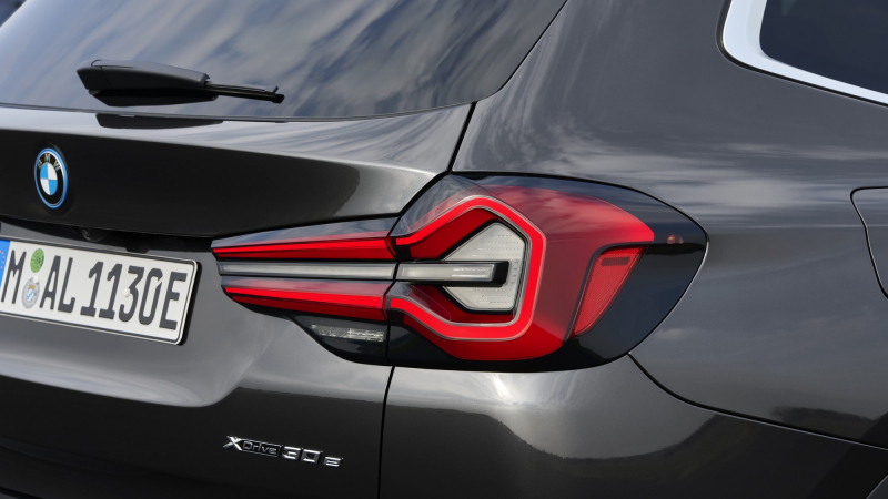 Всё и сразу: обновлённые BMW X3 и BMW X4 дебютировали вместе с М-версиями