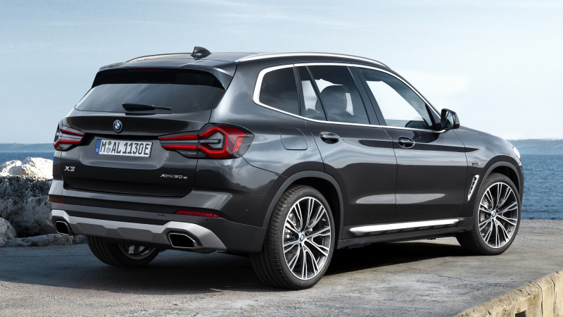 Всё и сразу: обновлённые BMW X3 и BMW X4 дебютировали вместе с М-версиями