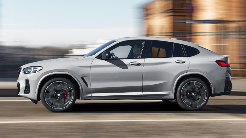 Всё и сразу: обновлённые BMW X3 и BMW X4 дебютировали вместе с М-версиями