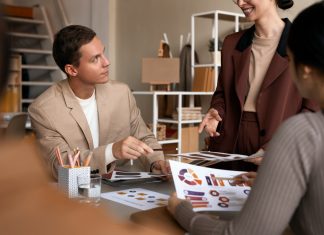 Купить бизнес по франшизе: как это работает и с чего начать