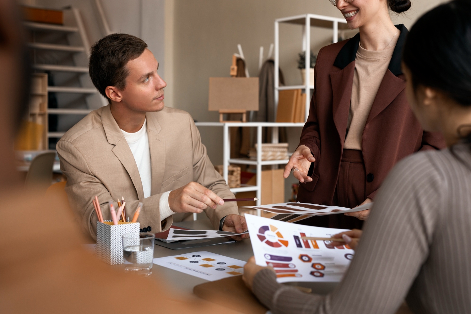 Купить бизнес по франшизе: как это работает и с чего начать