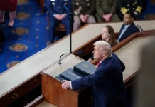 Осознанное чтение политических новостей: как оставаться информированным и сохранять спокойствие