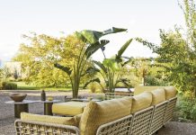 Уличная мебель: роль, виды и современные тенденции