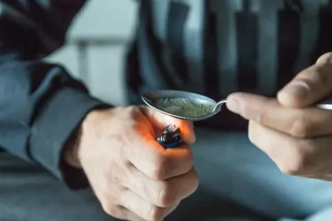 Как лечится наркомания: комплексный подход к восстановлению и новой жизни