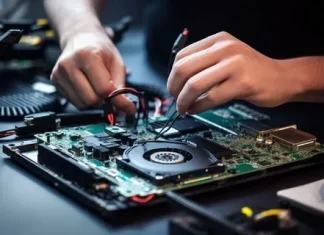 Ремонт компьютерной техники: как продлить жизнь устройствам и сэкономить средства