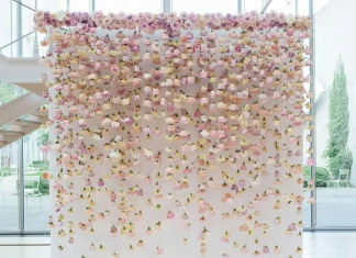 Идеальный фон для воспоминаний: как выбрать фотозону на свадьбу