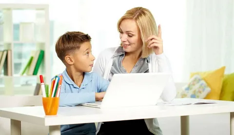 Уверенный старт в учебе: как правильно выбрать репетитора для школьника